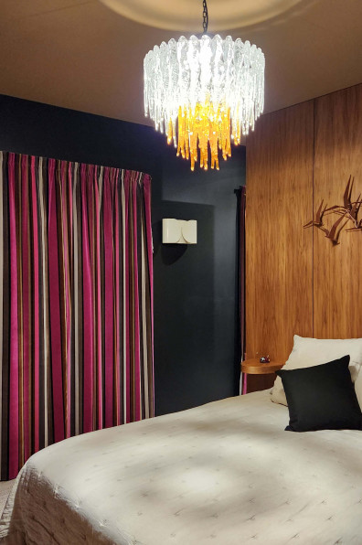 A bold and beautiful mid-century inspired home A bold and beautiful mid-century inspired home