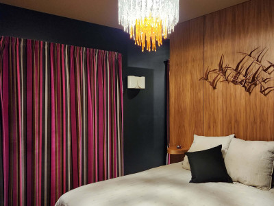 A bold and beautiful mid-century inspired home A bold and beautiful mid-century inspired home