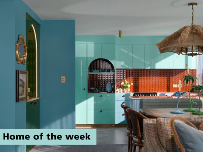 Palm Springs energy in Surfers Paradise Palm Springs energy in Surfers Paradise