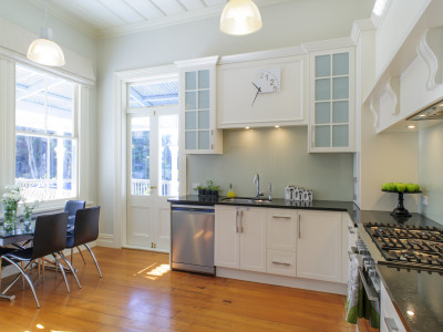 Gently does it for Nick and Nancy Gently does it for Nick and Nancy