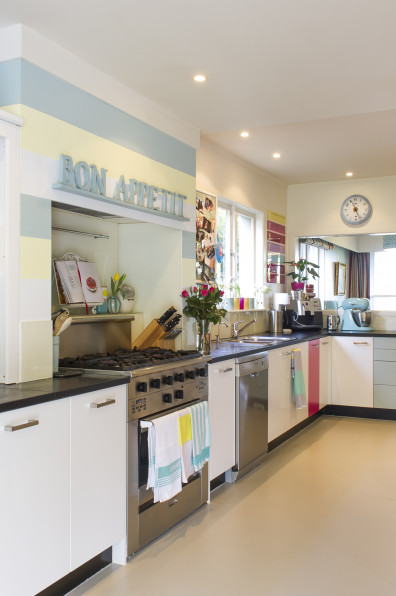 Vintage kitchens keep it real