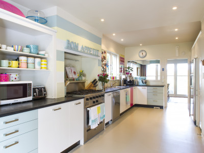 Vintage kitchens keep it real