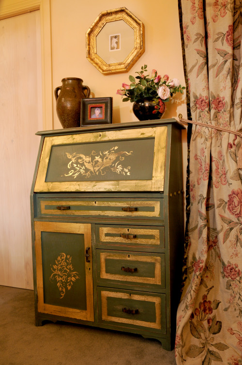 painted furniture, upcycled furniture, gold painted furniture, painted sideboard, French inspired