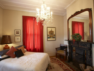 Roscoe's Fabulous Franklin Road Home Roscoe's Fabulous Franklin Road Home