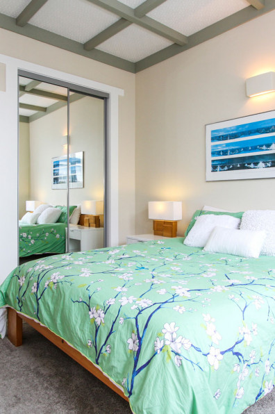 Steve's sad to stunning bungalow makeover Steve's sad to stunning bungalow makeover