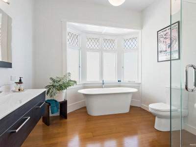 Stuart and Tracey’s stunning light-flooded home