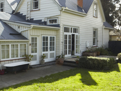 Vincent and Sarah give old bones an eco twist