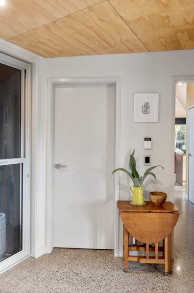 Sustainable home lets the colours flow