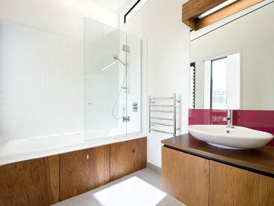 Duncan and Carolyn's Home Among The Trees Duncan and Carolyn's Home Among The Trees