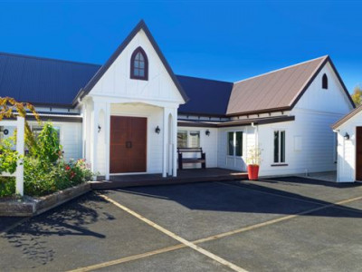 David and Kirsty go back to the future