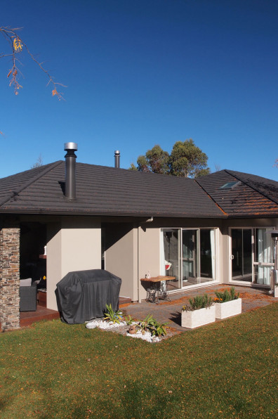 William's jewel in the bush