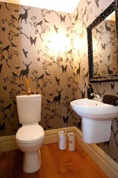 Jason and Jodie's Romantic Country House