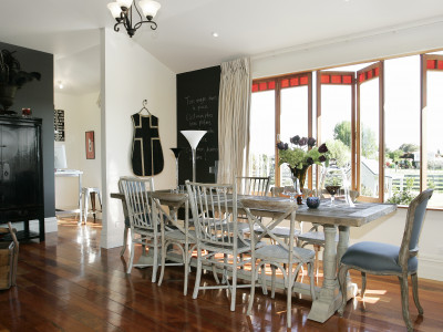 Jason and Jodie's Romantic Country House