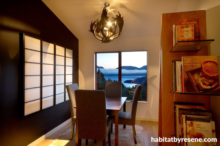 dining room, black and white paint, black and white dining room
