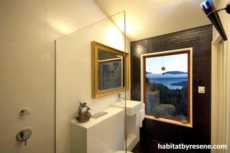 black and white bathroom, bathroom feature wall, white bathroom, black bathroom