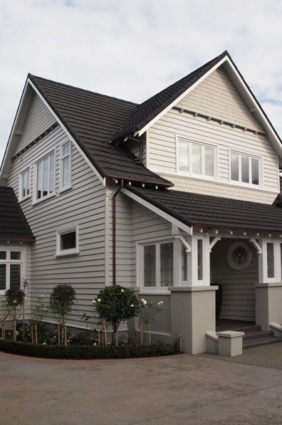 Chris and Liz's Bold, Modern Choices For An Old Bungalow