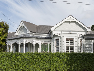 Marcelle and Simon’s colour-lover’s villa
