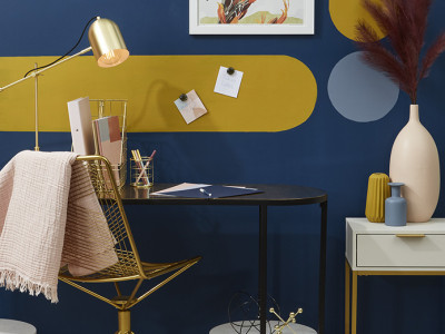 5 ways to use colour to define your desk space
