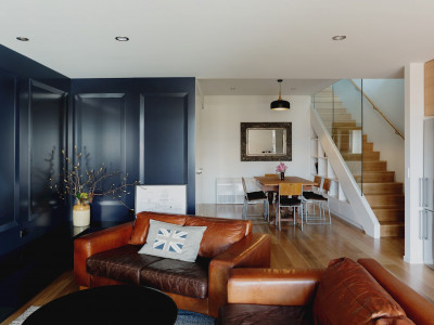 Settlers’ cottage gets a cheeky new look Settlers’ cottage gets a cheeky new look