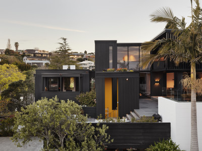 7 surprising uses of exterior colour