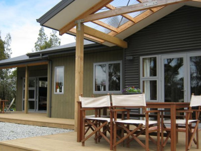 Dave and Clare go bush with colour