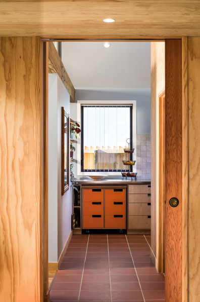 Stephanie’s post-quake overhaul honours lush surrounding Stephanie’s post-quake overhaul honours lush surrounding