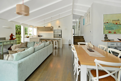 living room, beachy feel, white, cape cod