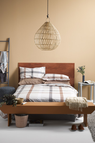 5 bach bedroom decorating ideas so you can snooze in style 5 bach bedroom decorating ideas so you can snooze in style