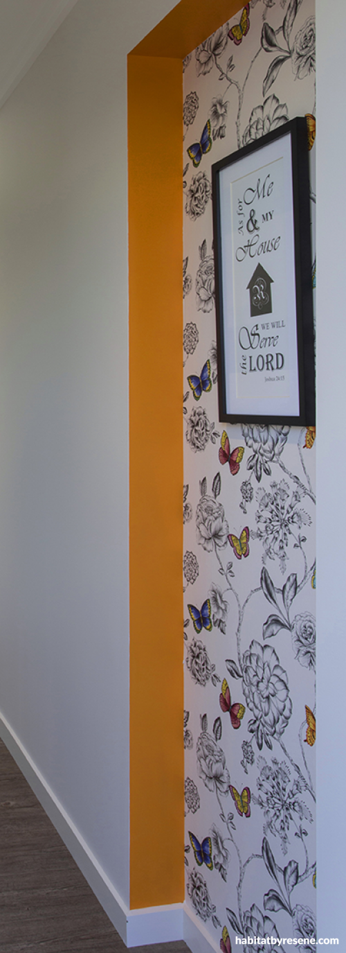 1970s house, paint ideas, paint trends, feature wall, hallway, wall paper