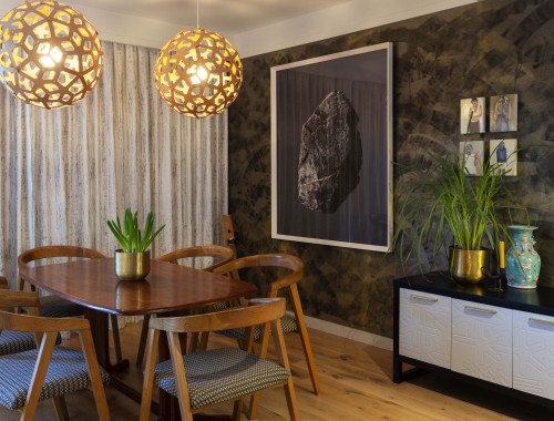 dining room, wallpaper feautre, patterned feature wall, grasscloth backdop, inspired by nature