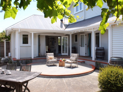 Jenny and Peter river-inspired heritage masterpiece