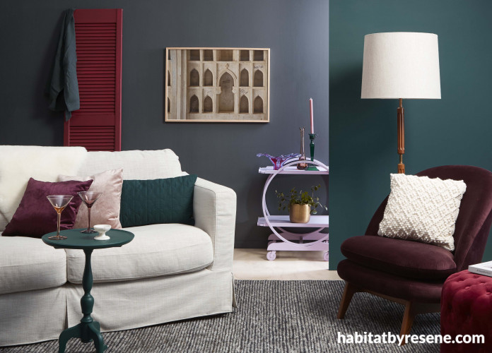 living room, interior, black paint, charcoal, Resene Nocturnal, winter room, green 