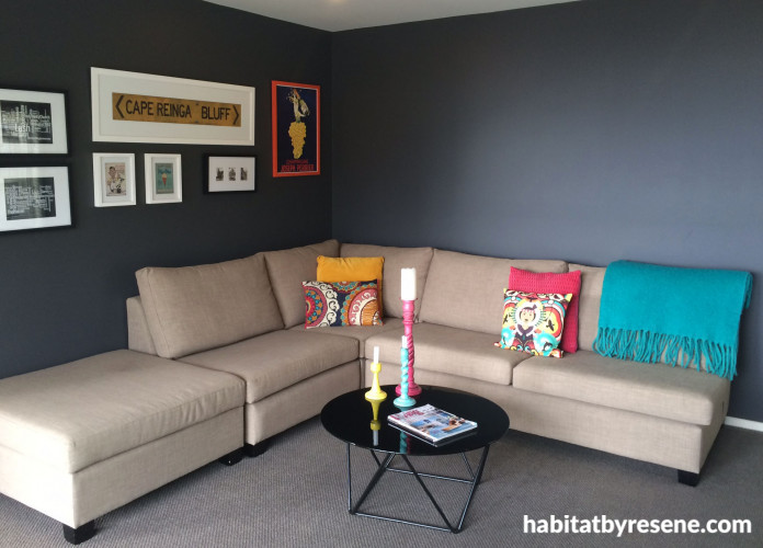 living room, lounge, tv room, grey lounge, grey living room, grey tv room