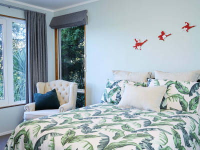 Tim and Angela renovate from woodsy to coastal Tim and Angela renovate from woodsy to coastal