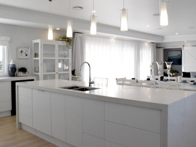 Amanda and Steve make a massive move and end up with their dream home