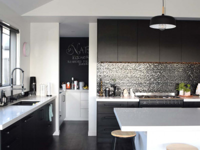 Natalie and Dan’s modern, monochromatic Waikato build Natalie and Dan’s modern, monochromatic Waikato build