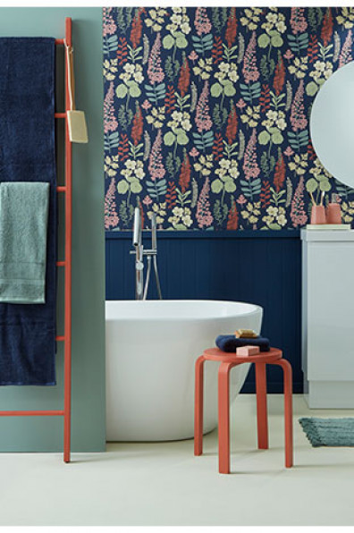 A pair of heritage bathrooms clean up nicely A pair of heritage bathrooms clean up nicely