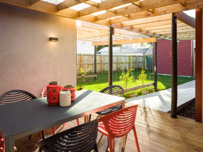 Stephanie’s post-quake overhaul honours lush surrounding Stephanie’s post-quake overhaul honours lush surrounding