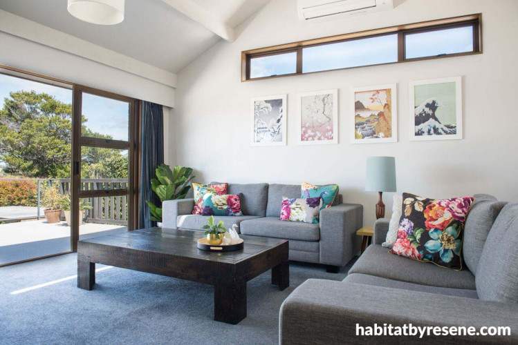 lounge, living room, white lounge, white living room, floral features, high ceiling 