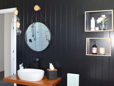 Natalie and Dan’s modern, monochromatic Waikato build