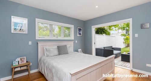 bedroom, blue