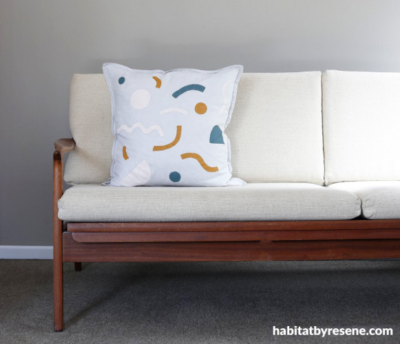 diy cushion ideas, painted cushion ideas, diy inspiration, interior design ideas, painting ideas