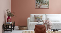 On trend: Peach to pomegranate photo