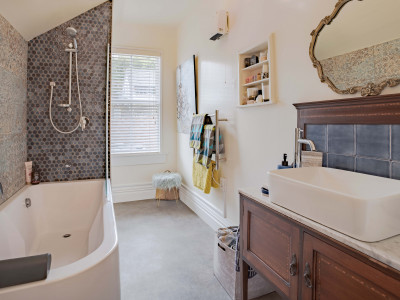 Sian’s Lyttelton villa gets the magic touch