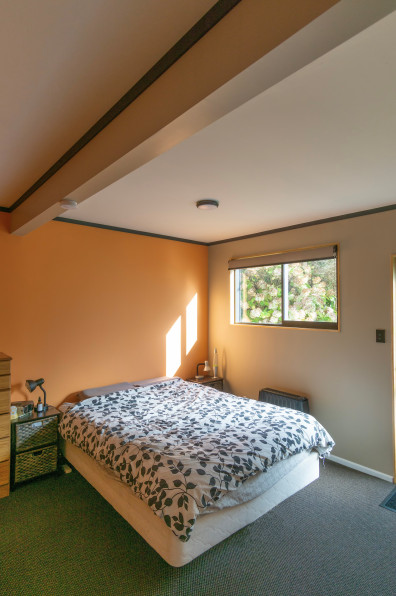 Sven and Fuailelagi find happiness with their sunshiny scheme 