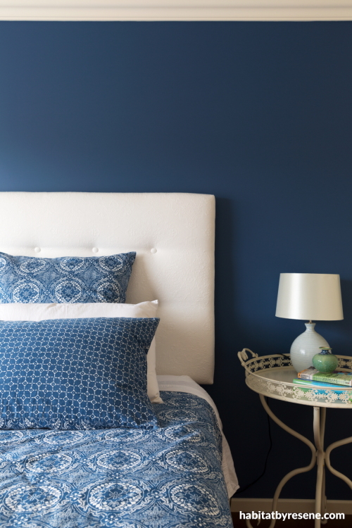 bedroom, blue