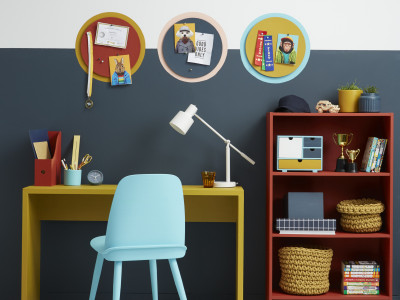 5 ways to use colour to define your desk space