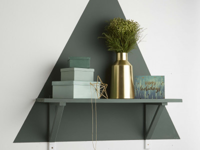 Gift yourself a colourful Christmas