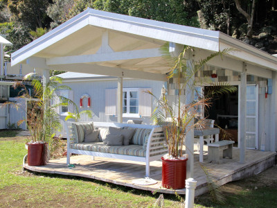 Go beachy chic Hamptons-style