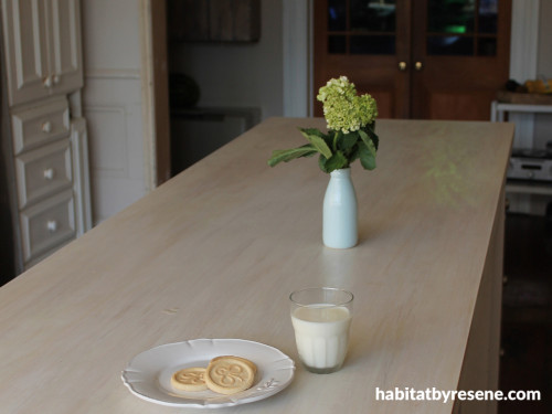 whitewash tabletop, diy ideas, timber, whitewash finish